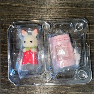 Calico Critters Baking Baby Party Series Blind Bag - Flora